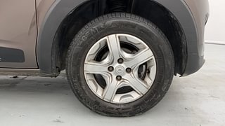 Used 2022 Renault Triber RXT Limited Edition Petrol Manual tyres RIGHT FRONT TYRE RIM VIEW