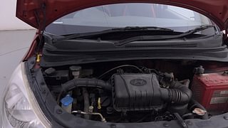 Used 2012 Hyundai i10 [2010-2016] Era Petrol Petrol Manual engine ENGINE RIGHT SIDE HINGE & APRON VIEW