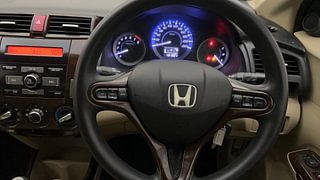 Used 2012 Honda City [2011-2014] 1.5 V MT Petrol Manual top_features Steering mounted controls