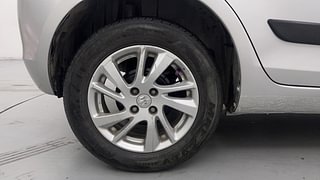 Used 2014 Maruti Suzuki Swift [2011-2017] ZXi Petrol Manual tyres RIGHT REAR TYRE RIM VIEW