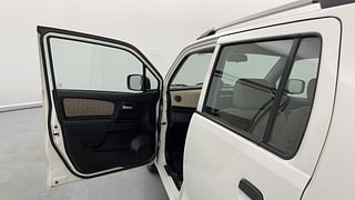 Used 2017 Maruti Suzuki Wagon R 1.0 [2010-2019] VXi Petrol Manual interior LEFT FRONT DOOR OPEN VIEW