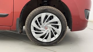 Used 2018 Maruti Suzuki Wagon R 1.0 [2015-2019] VXI AMT Petrol Automatic tyres RIGHT FRONT TYRE RIM VIEW