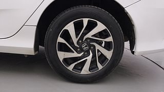 Used 2019 Honda Civic [2019-2021] VX CVT Petrol Petrol Automatic tyres LEFT REAR TYRE RIM VIEW