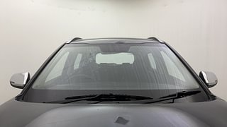 Used 2022 Kia Carens Prestige Plus 1.4 Petrol 7 STR Petrol Manual exterior FRONT WINDSHIELD VIEW