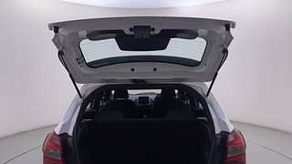 Used 2018 Ford Freestyle [2017-2021] Titanium 1.5 TDCI Diesel Manual interior DICKY DOOR OPEN VIEW