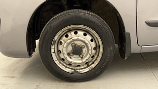 Used 2015 Maruti Suzuki Wagon R 1.0 [2013-2019] LXi CNG Petrol+cng Manual tyres LEFT FRONT TYRE RIM VIEW