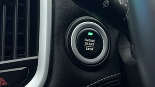Used 2019 Tata Harrier XZ Diesel Manual top_features Keyless start