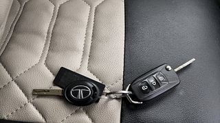 Used 2019 Tata Tiago [2018-2020] XZA+ AMT Petrol Automatic extra CAR KEY VIEW
