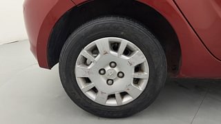 Used 2013 Hyundai i20 [2012-2014] Magna 1.2 Petrol Manual tyres RIGHT REAR TYRE RIM VIEW