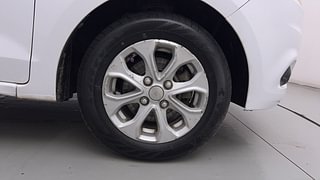 Used 2015 Ford Figo Aspire [2015-2019] Titanium1.5 TDCi Diesel Manual tyres RIGHT FRONT TYRE RIM VIEW