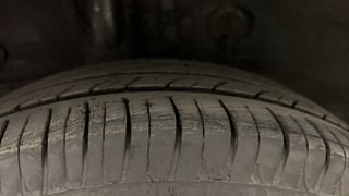 Used 2016 Hyundai Elite i20 [2014-2018] Sportz 1.2 Petrol Manual tyres RIGHT REAR TYRE TREAD VIEW