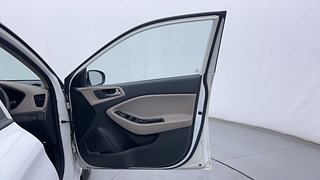 Used 2019 Hyundai Elite i20 [2018-2020] Sportz Plus CVT Petrol Automatic interior RIGHT FRONT DOOR OPEN VIEW