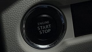 Used 2018 Maruti Suzuki Ignis [2017-2020] Zeta AMT Petrol Petrol Automatic top_features Keyless start