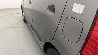 Used 2015 Maruti Suzuki Wagon R 1.0 [2013-2019] LXi CNG Petrol+cng Manual dents MINOR SCRATCH