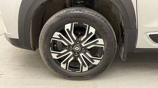 Used 2022 Renault Kiger RXZ Turbo CVT Petrol Automatic tyres LEFT FRONT TYRE RIM VIEW