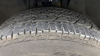 Used 2018 JEEP Compass [2017-2021] Limited 1.4 Petrol AT Petrol Automatic tyres RIGHT FRONT TYRE TREAD VIEW