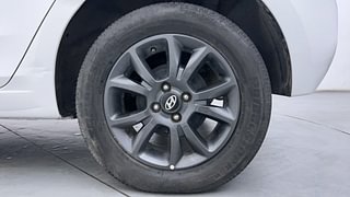 Used 2019 Hyundai Elite i20 [2018-2020] Sportz Plus CVT Petrol Automatic tyres LEFT REAR TYRE RIM VIEW