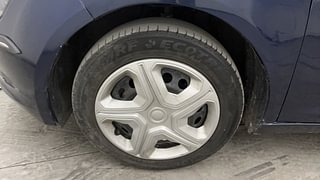 Used 2023 Tata Altroz XTA Petrol DCT Petrol Automatic tyres LEFT FRONT TYRE RIM VIEW