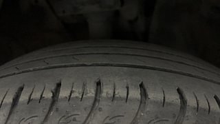 Used 2022 Kia Carens Prestige Plus 1.4 Petrol 7 STR Petrol Manual tyres RIGHT FRONT TYRE TREAD VIEW