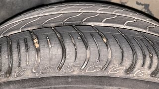 Used 2011 Ford Figo [2010-2015] Duratorq Diesel EXI 1.4 Diesel Manual tyres RIGHT REAR TYRE TREAD VIEW
