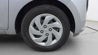 Used 2020 Hyundai New Santro 1.1 Sportz CNG Petrol+cng Manual tyres RIGHT FRONT TYRE RIM VIEW