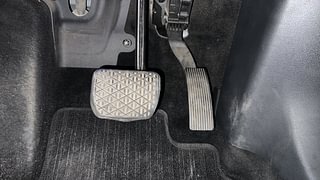 Used 2019 Mercedes-Benz GLA [2017-2020] 200d Sport Diesel Automatic interior PEDALS VIEW