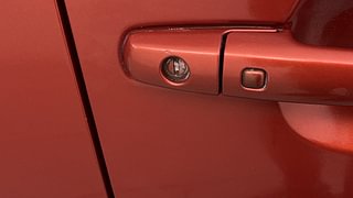 Used 2018 Maruti Suzuki Ignis [2017-2020] Zeta AMT Petrol Petrol Automatic dents MINOR SCRATCH