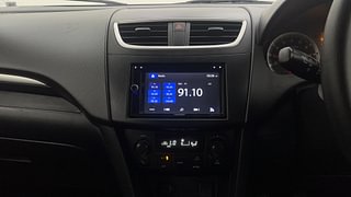 Used 2014 Maruti Suzuki Swift [2011-2017] ZXi Petrol Manual top_features Integrated (in-dash) music system