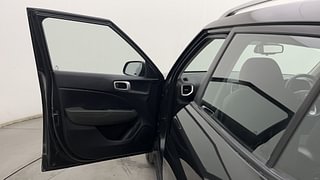 Used 2019 Hyundai Venue [2019-2022] SX Plus 1.0 Turbo DCT Petrol Automatic interior LEFT FRONT DOOR OPEN VIEW