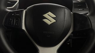 Used 2014 Maruti Suzuki Swift [2011-2017] ZXi Petrol Manual top_features Steering mounted controls