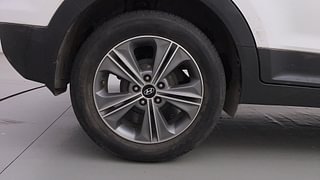 Used 2017 Hyundai Creta [2015-2018] 1.6 SX Plus Auto Petrol Petrol Automatic tyres RIGHT REAR TYRE RIM VIEW