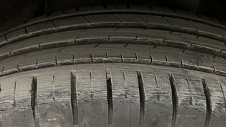 Used 2019 maruti-suzuki Baleno Zeta CVT Petrol Petrol Automatic tyres LEFT REAR TYRE TREAD VIEW