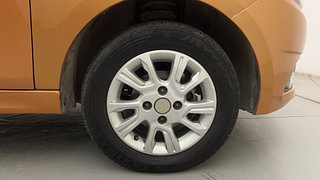 Used 2016 Tata Tiago [2016-2020] Revotron XZ Petrol Manual tyres RIGHT FRONT TYRE RIM VIEW