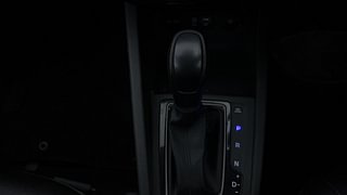 Used 2019 Hyundai Elite i20 [2018-2020] Sportz Plus CVT Petrol Automatic interior GEAR  KNOB VIEW