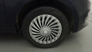 Used 2023 Tata Tiago Revotron XT (O) Petrol Manual tyres RIGHT FRONT TYRE RIM VIEW