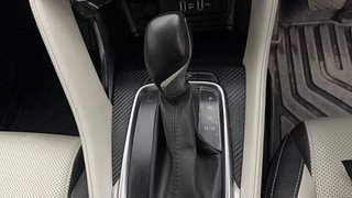 Used 2023 MG Motors Astor Sharp 1.5 CVT Petrol Automatic interior GEAR  KNOB VIEW