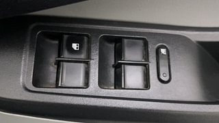 Used 2023 Tata Tiago Revotron XT (O) Petrol Manual top_features Power windows