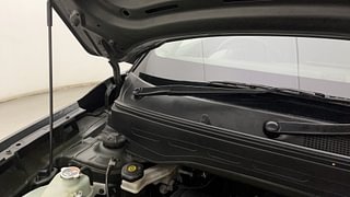 Used 2019 Hyundai Venue [2019-2022] SX Plus 1.0 Turbo DCT Petrol Automatic engine ENGINE RIGHT SIDE HINGE & APRON VIEW