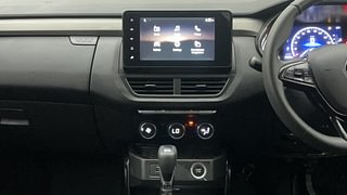 Used 2022 Renault Kiger RXZ Turbo CVT Petrol Automatic interior MUSIC SYSTEM & AC CONTROL VIEW