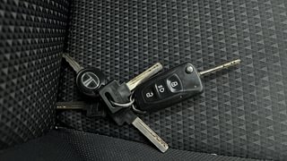 Used 2019 Tata Tiago [2016-2020] Revotorq XZ Diesel Manual extra CAR KEY VIEW