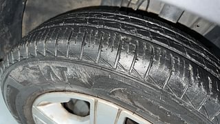Used 2022 Renault Triber RXT Limited Edition Petrol Manual tyres RIGHT FRONT TYRE TREAD VIEW