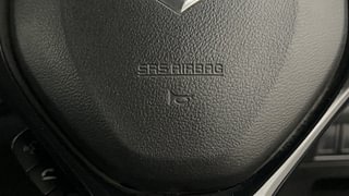 Used 2019 maruti-suzuki Baleno Zeta CVT Petrol Petrol Automatic top_features Airbags