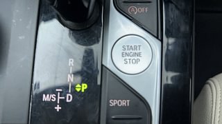 Used 2021 BMW 2 Series Gran Coupe 220i M Sport Petrol Automatic top_features Keyless start