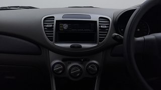 Used 2015 Hyundai i10 magna 1.1 Petrol Manual interior MUSIC SYSTEM & AC CONTROL VIEW