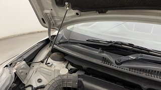 Used 2021 Maruti Suzuki Baleno [2019-2022] Zeta AT Petrol Petrol Automatic engine ENGINE RIGHT SIDE HINGE & APRON VIEW