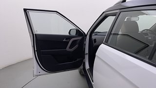 Used 2017 Hyundai Creta [2015-2018] 1.6 SX Plus Auto Petrol Petrol Automatic interior LEFT FRONT DOOR OPEN VIEW
