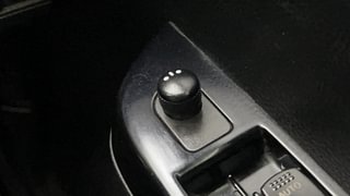 Used 2018 Maruti Suzuki Wagon R 1.0 [2015-2019] VXI AMT Petrol Automatic top_features Adjustable ORVM