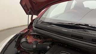 Used 2017 Hyundai Grand i10 [2017-2020] Magna 1.2 Kappa VTVT Petrol Manual engine ENGINE RIGHT SIDE HINGE & APRON VIEW