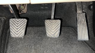 Used 2013 Hyundai i20 [2012-2014] Magna 1.2 Petrol Manual interior PEDALS VIEW