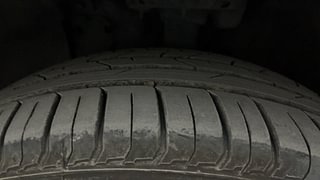 Used 2019 Hyundai Venue [2019-2022] SX Plus 1.0 Turbo DCT Petrol Automatic tyres LEFT FRONT TYRE TREAD VIEW